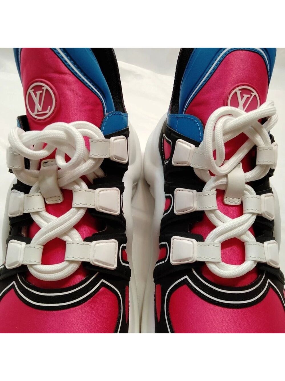 Louis Vuitton Sneakers Women Hot Pink Nylon mon-308-071425 - Picture 4 of 9